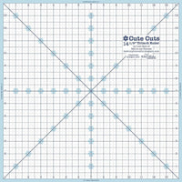 Lori Holt Cute Cuts™ Trim-it™ Ruler 14 1/2" x 14 1/2"