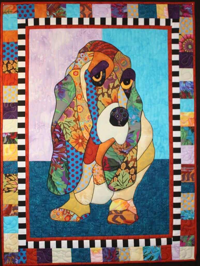 Longfellow Applique wall hanging with hound dog Pattern